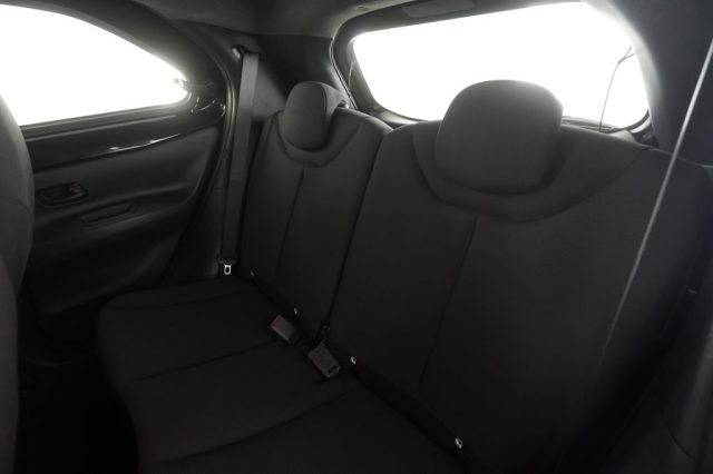 TOYOTA Aygo X usata 9