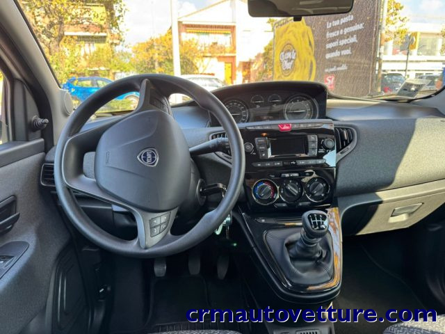 LANCIA Ypsilon usata, con ESP