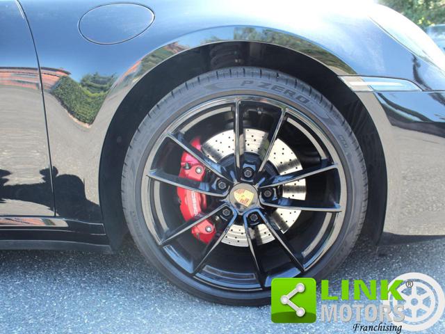 PORSCHE 992 usata, con Volante in pelle