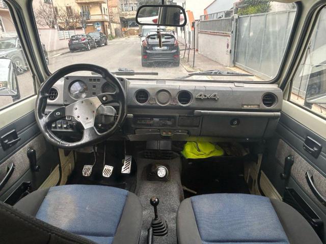 SUZUKI Samurai usata, con Pneumatici estivi