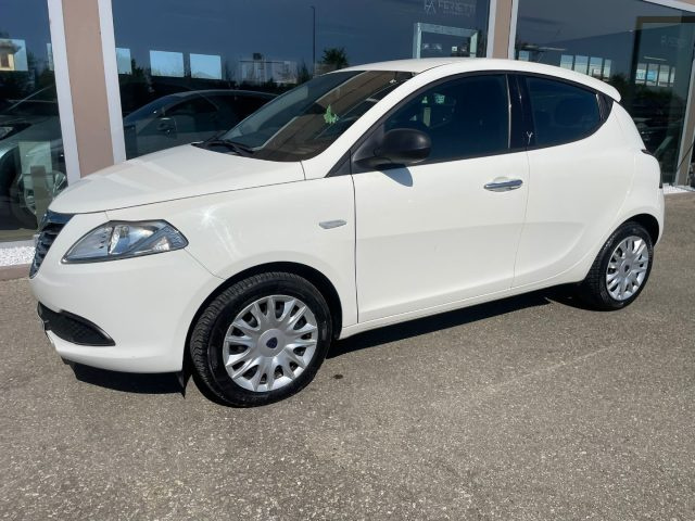 LANCIA Ypsilon usata, con Airbag
