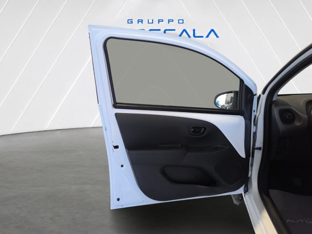 PEUGEOT 108 usata, con Isofix