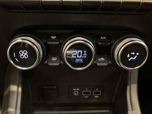 RENAULT Captur usata, con Hill holder