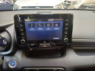 TOYOTA Yaris usata, con MP3