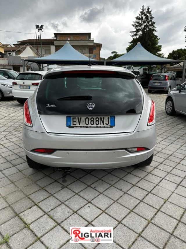 LANCIA Delta usata, con Autoradio