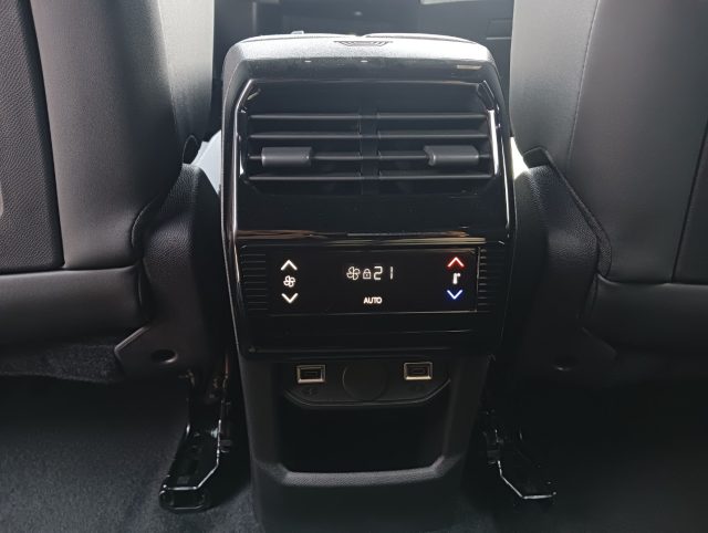 PEUGEOT 5008 usata, con Vivavoce