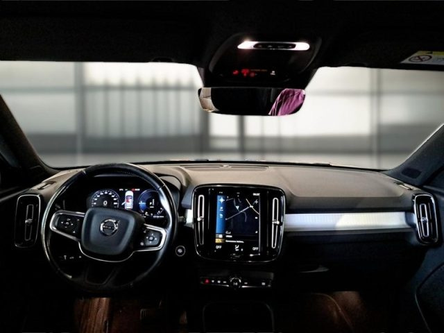 VOLVO XC40 usata, con Chiusura centralizzata
