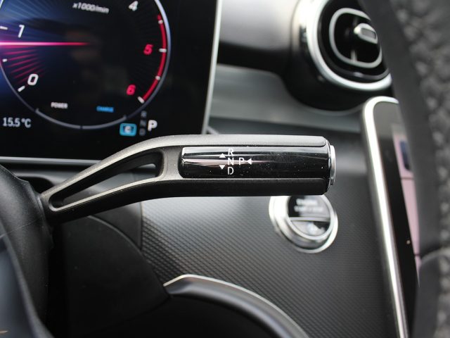 MERCEDES-BENZ C 200 usata, con Volante multifunzione