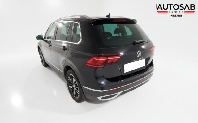 VOLKSWAGEN Tiguan usata, con Boardcomputer