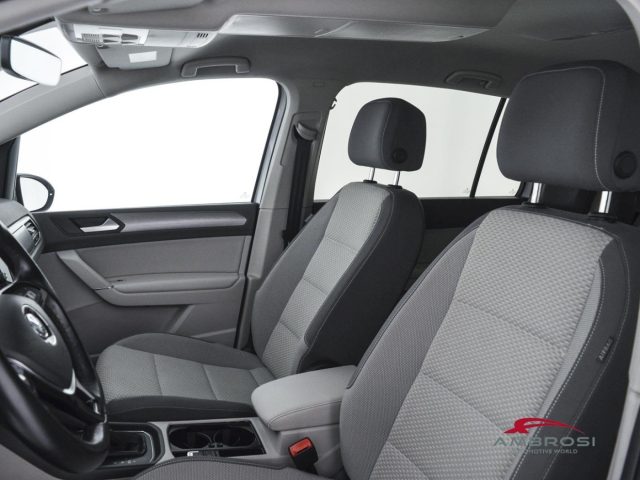 VOLKSWAGEN Touran usata 8