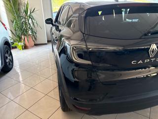 RENAULT Captur usata 2