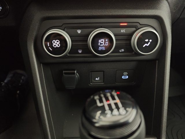 DACIA Sandero usata, con Specchietti laterali elettrici