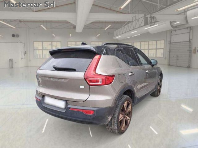 VOLVO XC40 usata, con Airbag