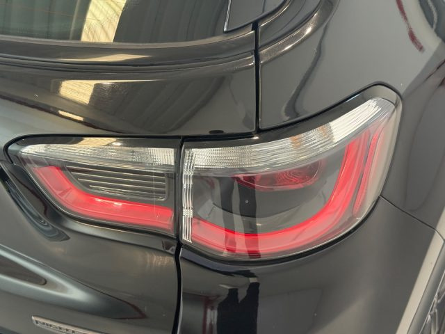 JEEP Compass usata, con Autoradio digitale