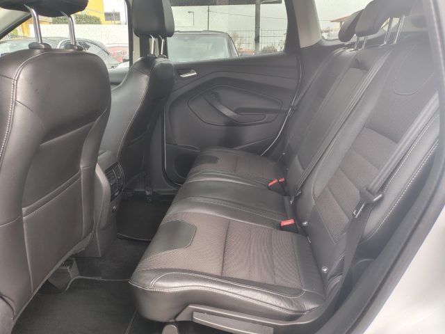 FORD Kuga usata, con Fari Xenon