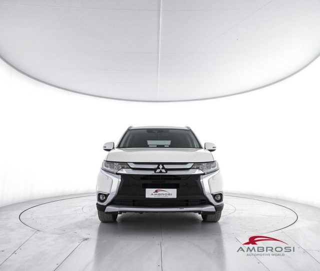 MITSUBISHI Outlander usata 4