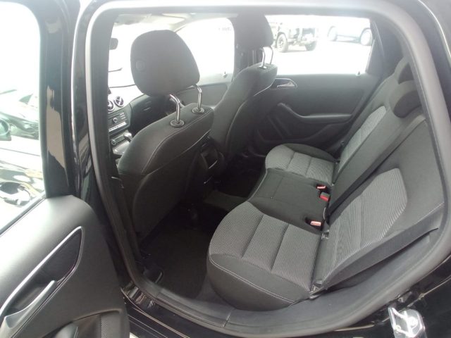 MERCEDES-BENZ B 180 usata, con Climatizzatore
