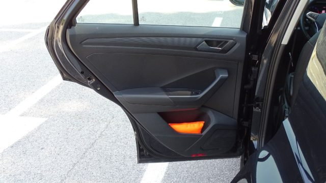 VOLKSWAGEN T-Roc usata, con Limitatore di velocità