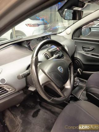 LANCIA Ypsilon usata 17