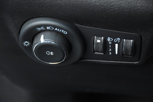 JEEP Compass usata, con USB