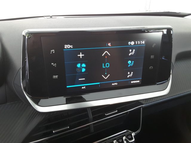 PEUGEOT 2008 usata, con Controllo automatico clima