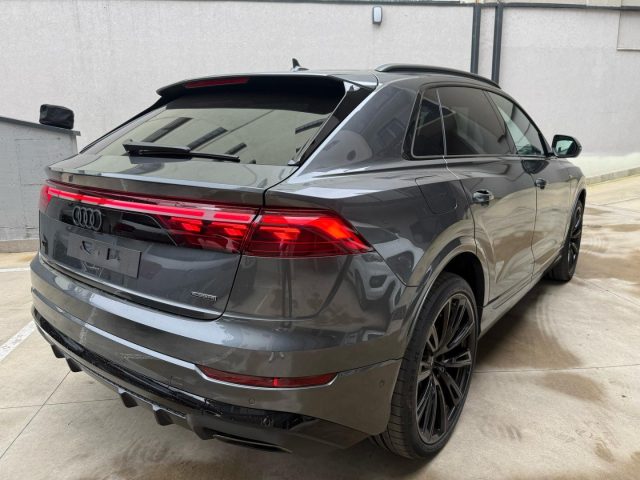 AUDI Q8 usata, con Autoradio