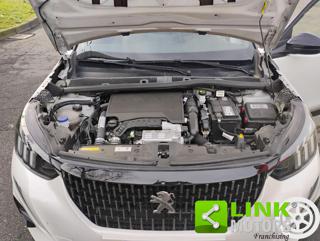 PEUGEOT 2008 usata, con Autoradio digitale