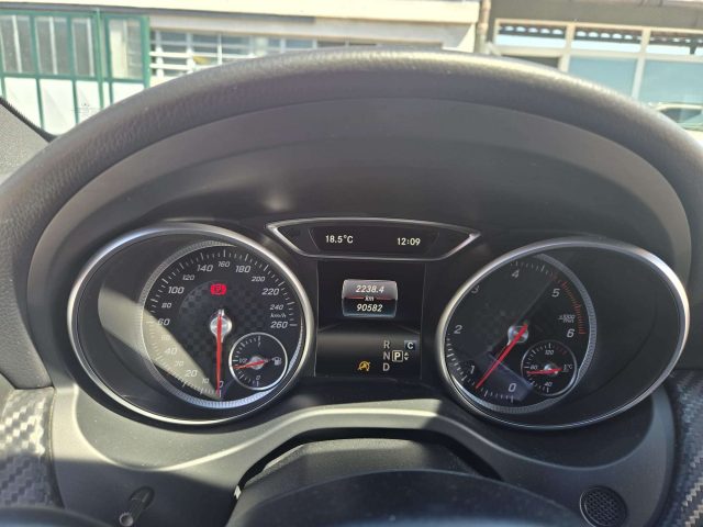 MERCEDES-BENZ A 200 usata, con Chiusura centralizzata