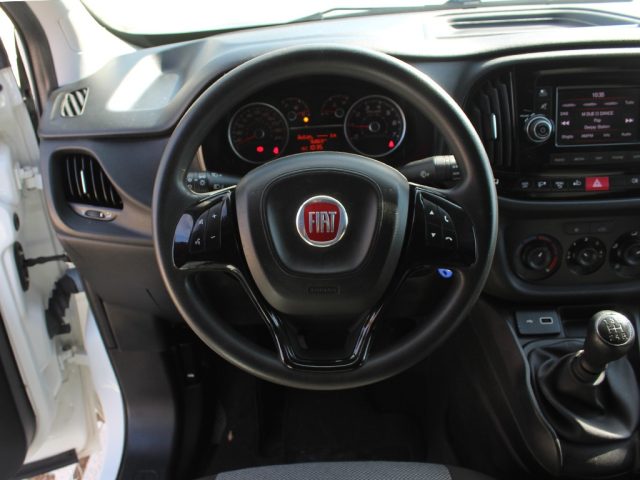 FIAT Doblo usata, con USB