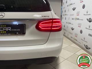 MERCEDES-BENZ C 220 usata, con Autoradio digitale