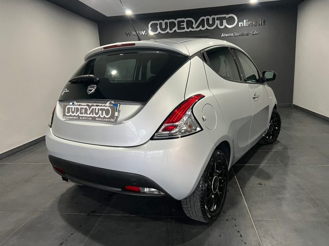 LANCIA Ypsilon usata, con Airbag laterali