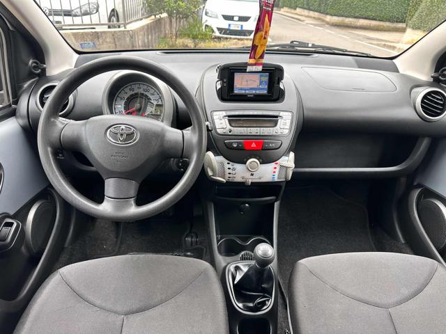 TOYOTA Aygo usata 13