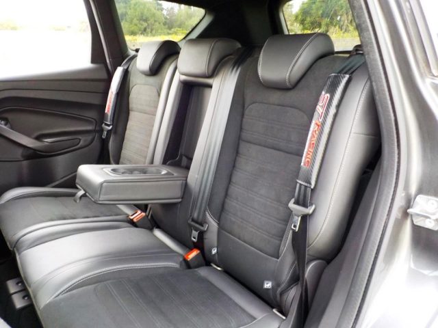 FORD Kuga usata, con MP3