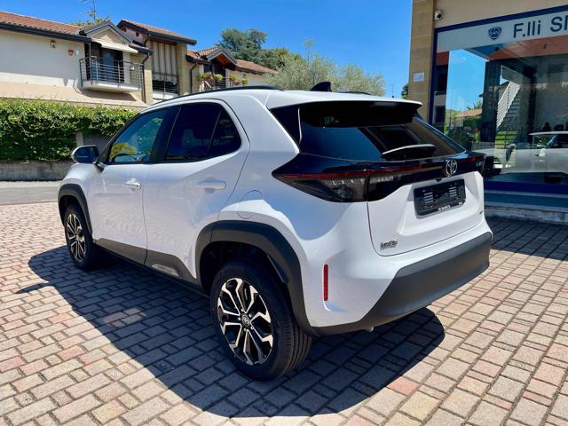 TOYOTA Yaris Cross usata, con Autoradio