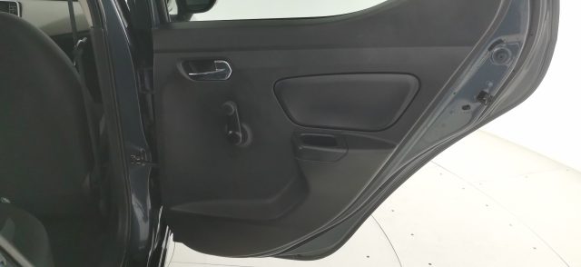 NISSAN Micra usata 51