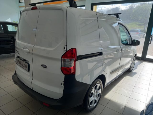 FORD Transit Courier usata, con Climatizzatore