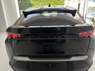 PEUGEOT 3008 usata, con Volante multifunzione