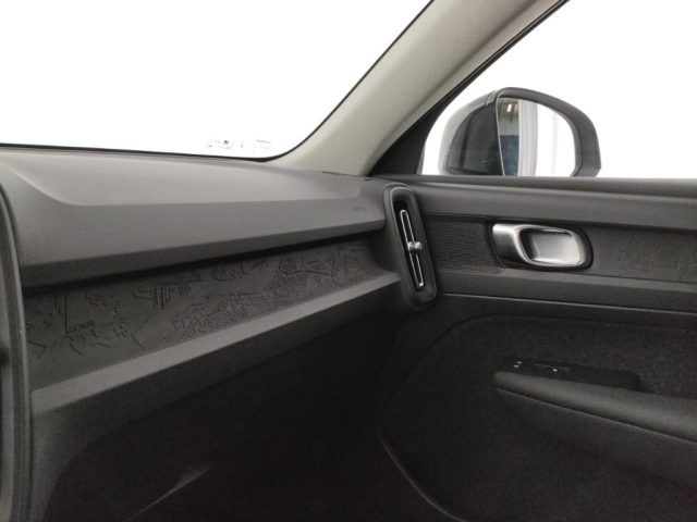 VOLVO XC40 usata, con USB