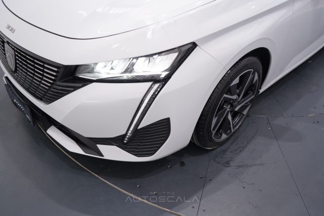 PEUGEOT 308 usata, con Sensori di parcheggio posteriori