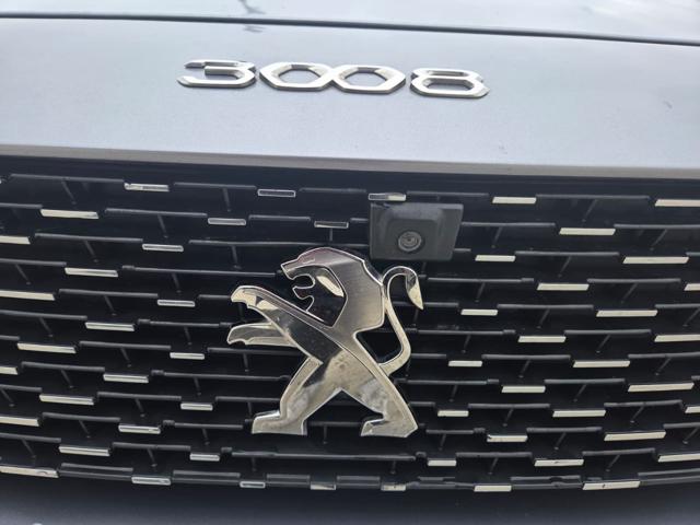 PEUGEOT 3008 usata, con Telecamera per parcheggio assistito
