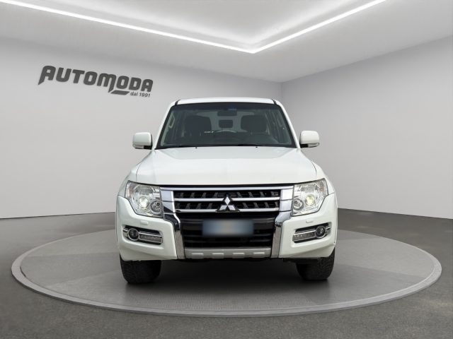 MITSUBISHI Pajero usata, con Airbag