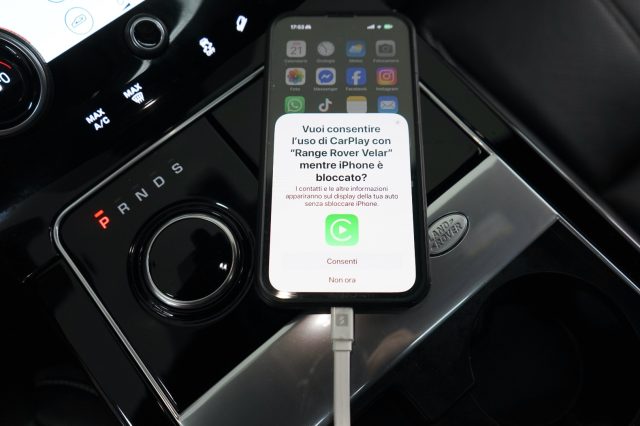 LAND ROVER Range Rover Velar usata, con Airbag testa