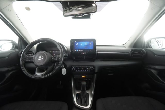 TOYOTA Yaris usata 4