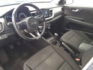 KIA Stonic usata, con Autoradio