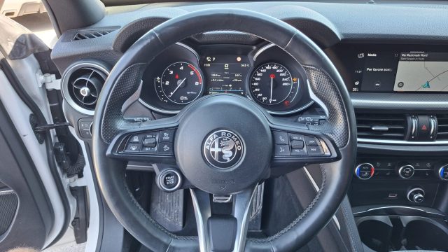 ALFA ROMEO Stelvio usata, con Controllo trazione