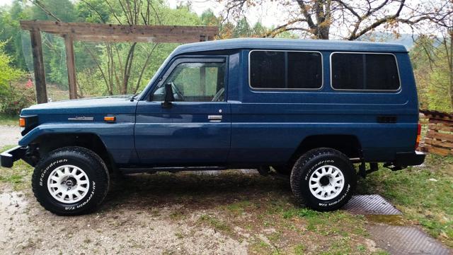 TOYOTA Land Cruiser usata, con Cerchi in lega