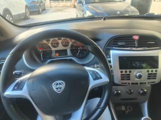 LANCIA Delta usata, con Autoradio