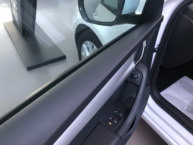 SKODA Octavia usata, con Volante multifunzione