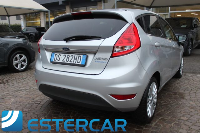 FORD Fiesta usata, con Airbag