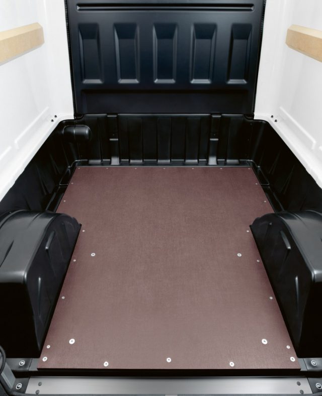 AIXAM E-Truck usata 5